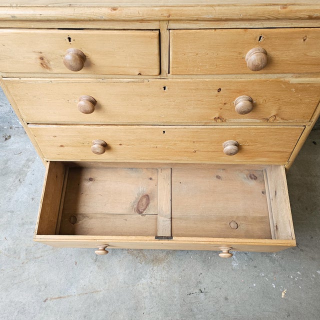 Antique English Pine Dresser on Tulip Feet, Chest of Drawers - Circa 1880 For Sale - Image 10 of 11