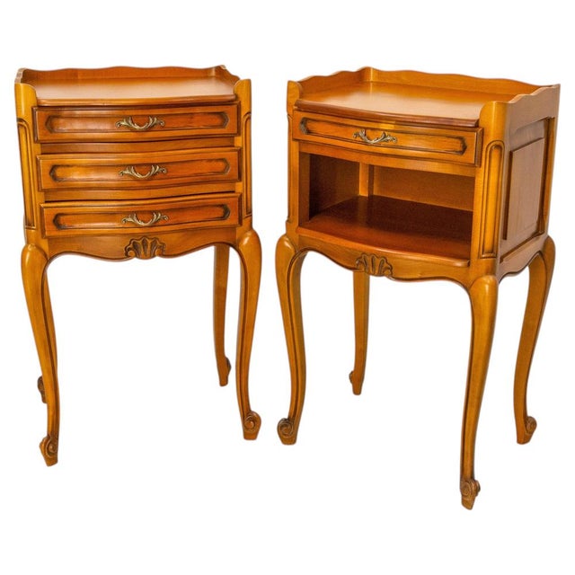 French Louis XV Style Nightstands in Cherrywood, 1970s, Set of 2 For Sale - Image 10 of 10