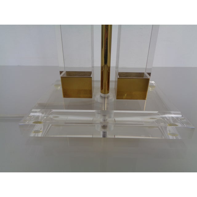 Hollywood Regency Acrylic Glass & Brass Table Lamp, Italy, 1970s For Sale - Image 15 of 16