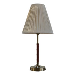 Mid-Century Modern Table Lamp with Brass Base attributed to Ewå Värnamo, 1950s For Sale