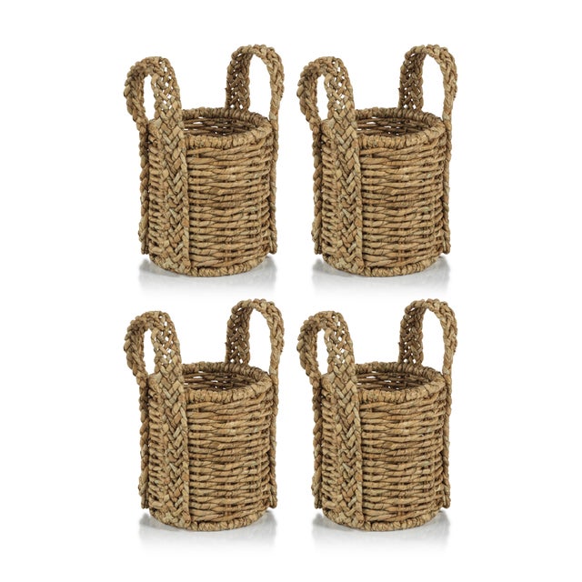 Carry your favorite wine bottles in this seagrass bottle caddy. Our wine caddy is the definition of unique and will be a...