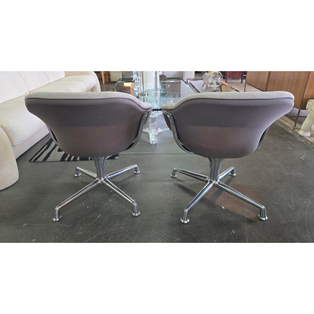 Contemporary Steelcase Inc. "Coalesse" Swivel Chairs-a Pair For Sale - Image 3 of 7