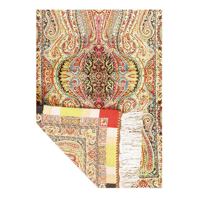 Viscose on a cotton foundation with a medallion This rug has a dense, soft pile, and excellent quality, to ensure that you...