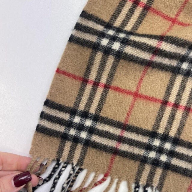 Late 20th Century Burberry Brown Plaid 100% Wool Scarf For Sale - Image 5 of 10