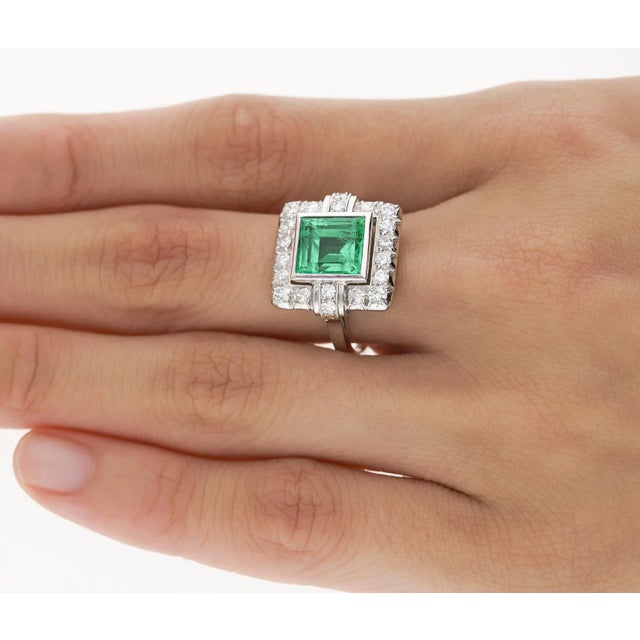 1960s 2.86 Carat Afghan-Chinese Minor Oil Emerald & Diamond Halo Ring in 18k Gold Size 6 For Sale - Image 9 of 11