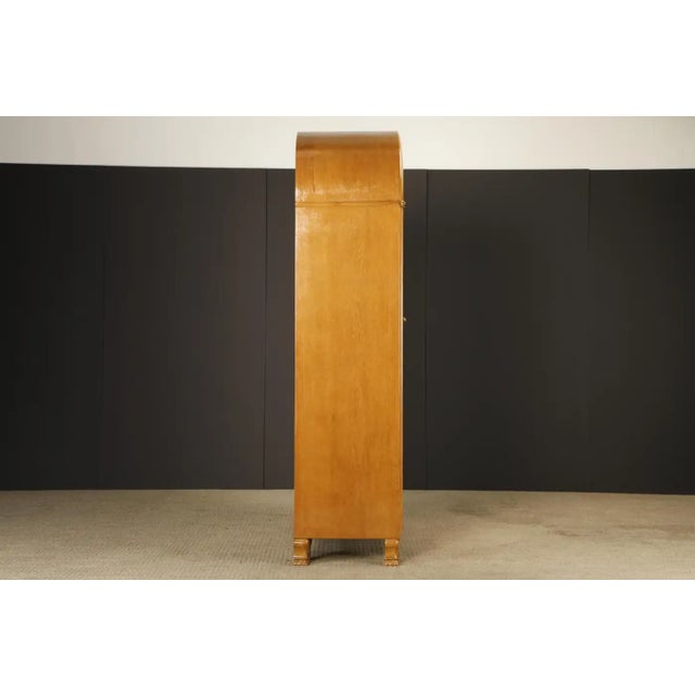 Auburn Monumental Art Deco Hollywood Regency Armoire in Blonde Quilted Wood, C 1930s For Sale - Image 8 of 18
