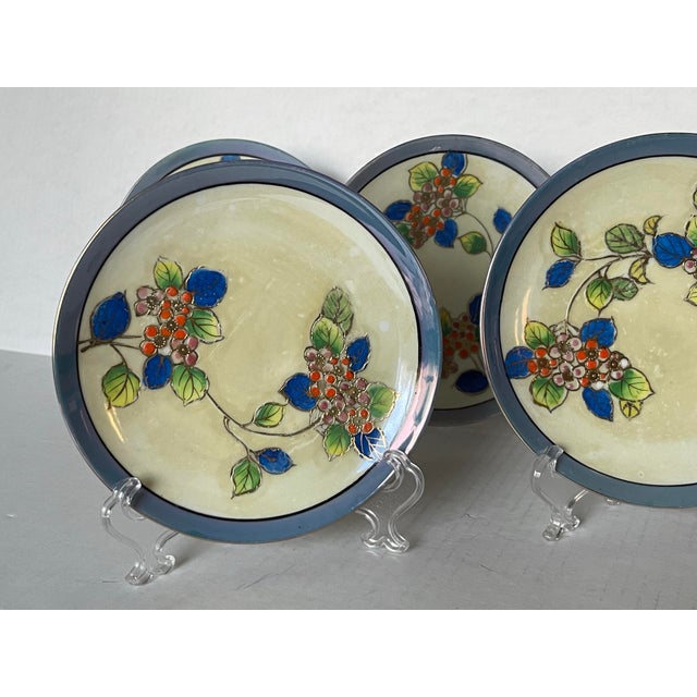 Seyei Toki Co. Japanese Export Porcelain Moriage / Barbotine-Style Raised Enamel Satsuma-Influenced Floral Decoration...