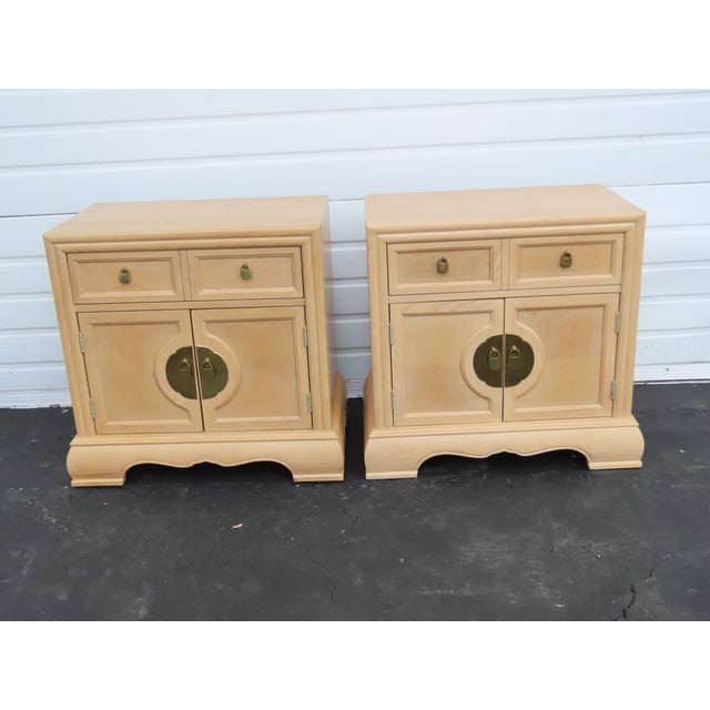 Hollywood Regency Bernhardt Hollywood Regency White Oak Large Nightstands End Bedside Tables a Pair 6400 For Sale - Image 3 of 18