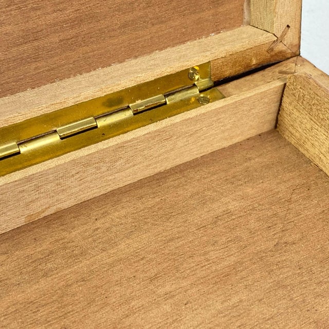 1940s Decorative Box in Makassar, France, 1940s For Sale - Image 5 of 11