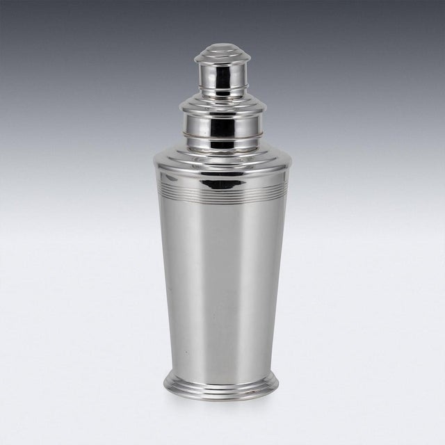 20th Century Art Deco English Silver Plated Cocktail Shaker, 1965 For Sale - Image 7 of 9