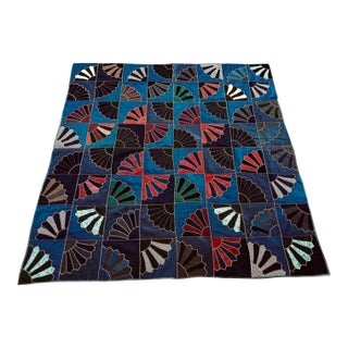 Antique Americana Quilt with Fan Motifs For Sale
