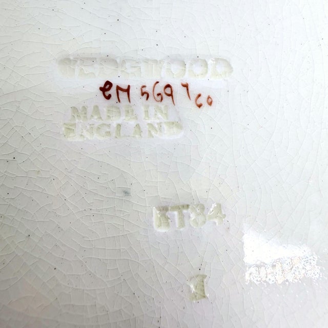 Pair of Wedgwood Majolica Cauliflower Pattern Plates, English, Ca. 1920 For Sale - Image 9 of 10