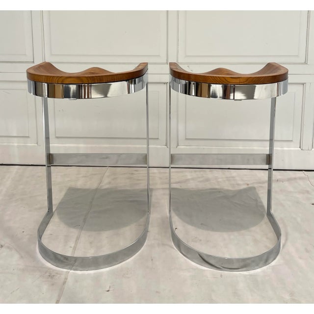 Pair of Oak and Chrome Counter Barstools by Warren Bacon For Sale - Image 9 of 12
