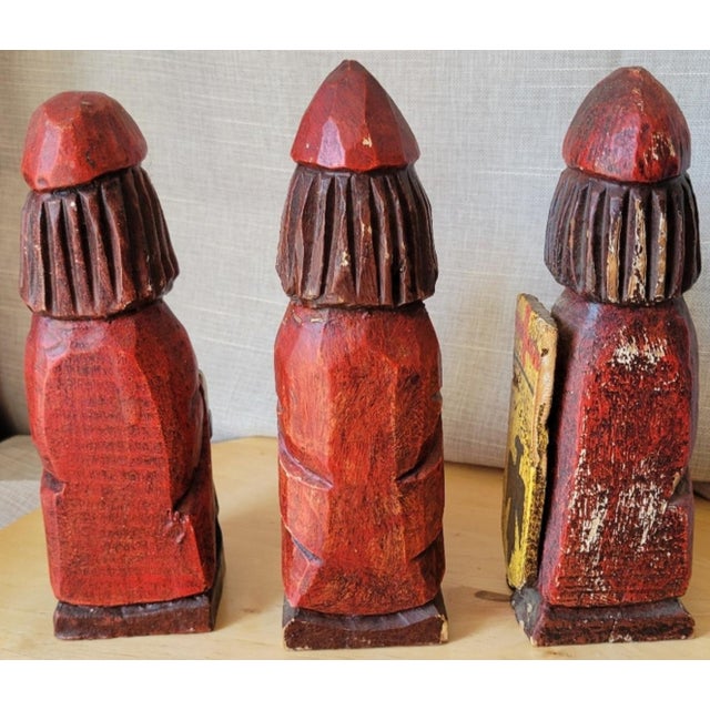 Antique Polychromed 8.5" Wood Crusader Santos Figures- Set of 3 For Sale - Image 4 of 5