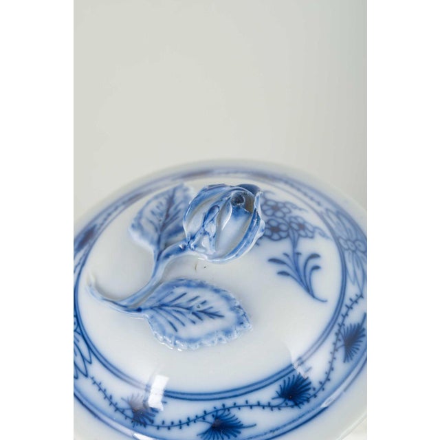 Coffee Pot with Lid in White Porcelain from Meissen For Sale - Image 3 of 6