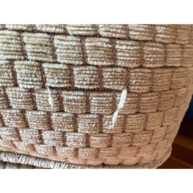 Wood Late 20th Century Large Louis XV Style French Provincial Carved Ottoman, Cream Painted Cabriole Frame, Neutral Woven Basketweave Upholstery For Sale - Image 7 of 13