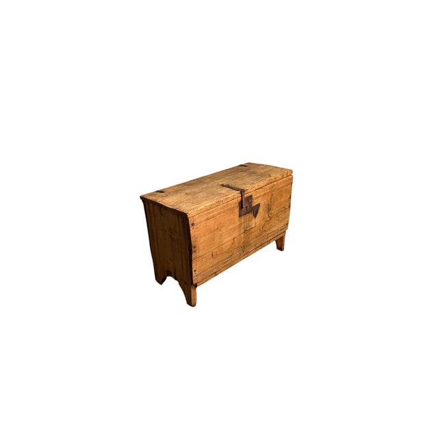 Swiss Chest in Pine For Sale - Image 3 of 4