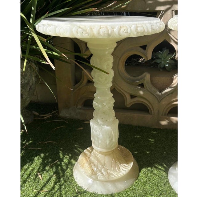 1930s Pair of 1930s Italian Carved Alabaster Guéridon Side Tables For Sale - Image 5 of 18
