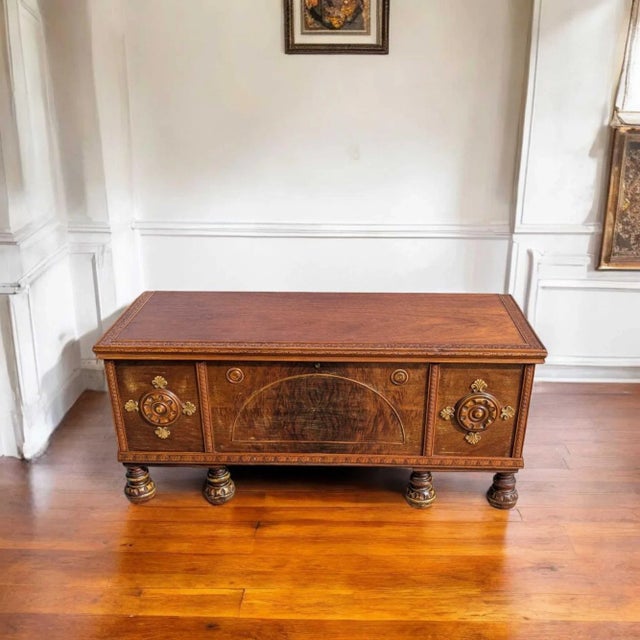 Brown Vintage Art Deco Cedar-Lined Hope Chest With Carved Details & Turned Legs, 1930s For Sale - Image 8 of 18