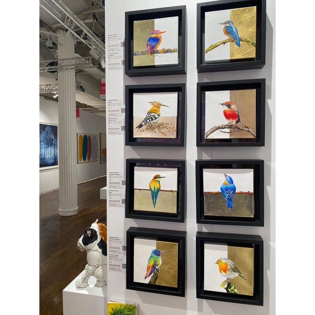 Anastasia Gklava, Crimson Chat Red Bird, 2025, Acrylic & Gold Leaf For Sale - Image 4 of 7