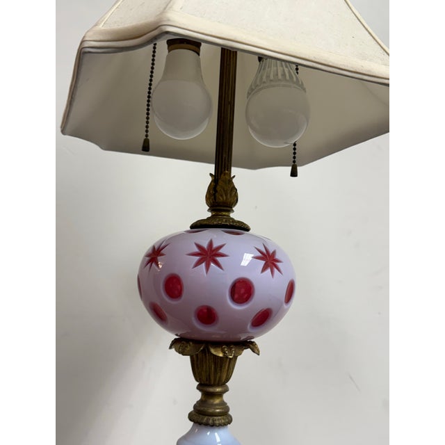 Vintage Traditional Fenton Cranberry Opalescent Coin Dot Art Glass Table Lamp For Sale - Image 12 of 12