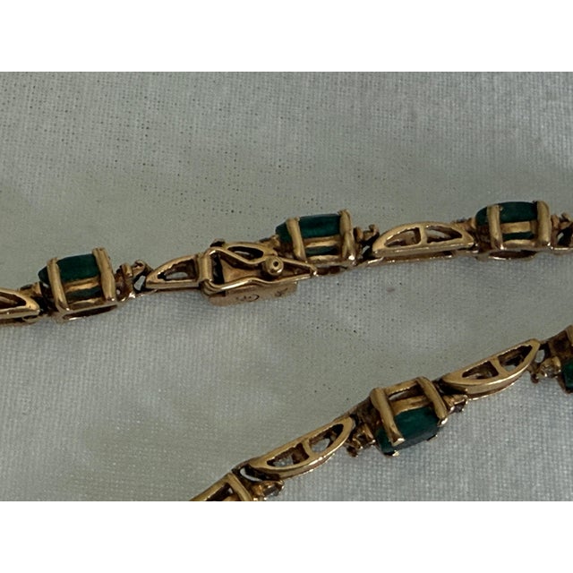 Vintage Michael Anthony 14k Yellow Gold Emerald Diamond Bar Link Tennis Bracelet For Sale - Image 9 of 17