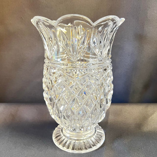 Vintage Heavy Crystal Pineapple Pattern Footed Vase With Scalloped Rim For Sale - Image 9 of 10