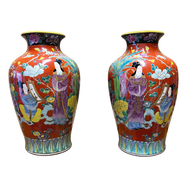 Japanese Kutani Porcelain Vases, 1890s, Set of 2 For Sale
