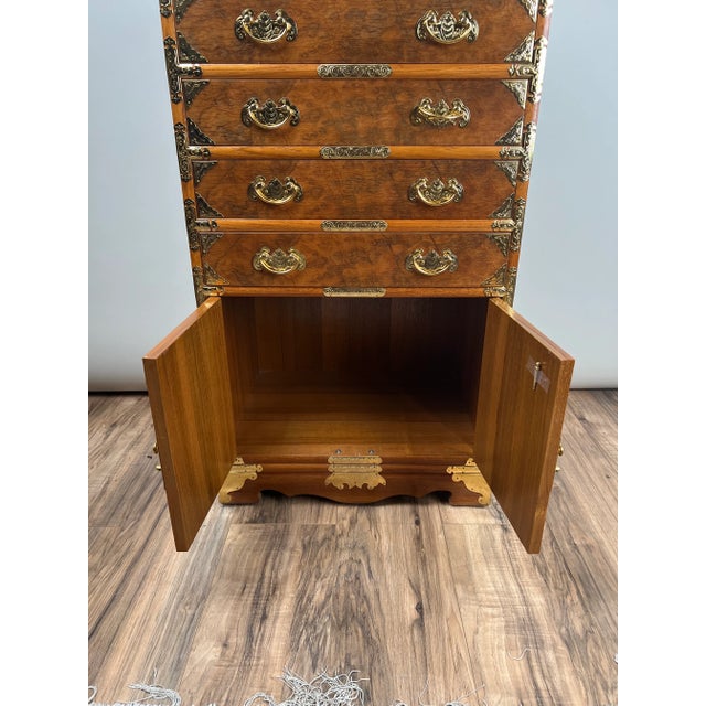 1980s Vintage Korean Elm Burl Brass Bound Bandaji Scholars Chest For Sale - Image 10 of 10