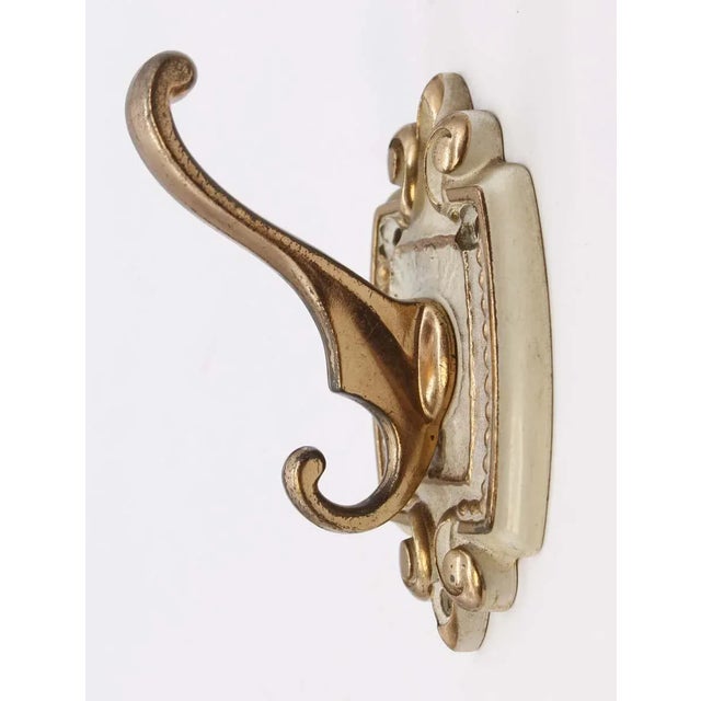 Vintage French Provincial Off White & Gold 3 Piece Bathroom Hardware Set For Sale - Image 10 of 12