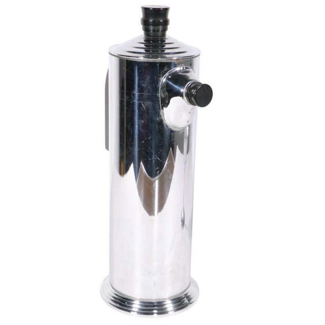 Mid 20th Century Seven Piece Chrome Art Deco Cocktail Set Marked l.b. Chromium Plated For Sale - Image 11 of 15