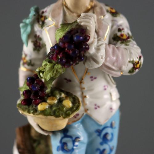 German Figurines from Volksted Porcelain, Set of 2 For Sale - Image 10 of 16