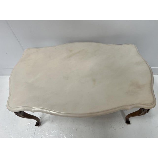Brown Louis XV Style Coffee Table in Patinated Beechwood For Sale - Image 8 of 9