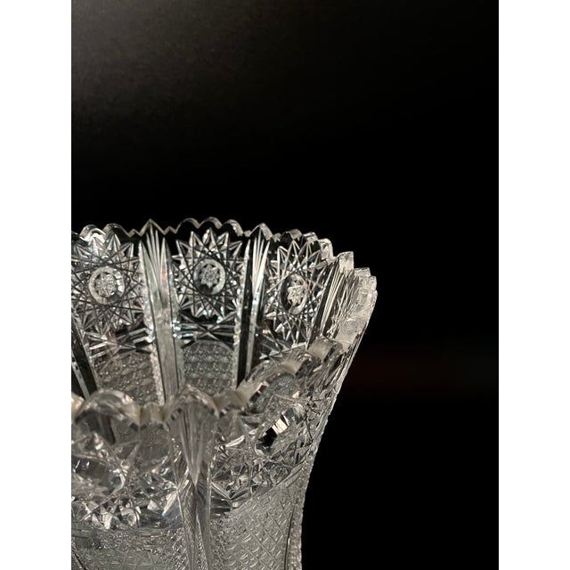 Baccarat Mid-Century Cut Crystal Trumpet Vase in the style of Baccarat, 1940s For Sale - Image 4 of 7