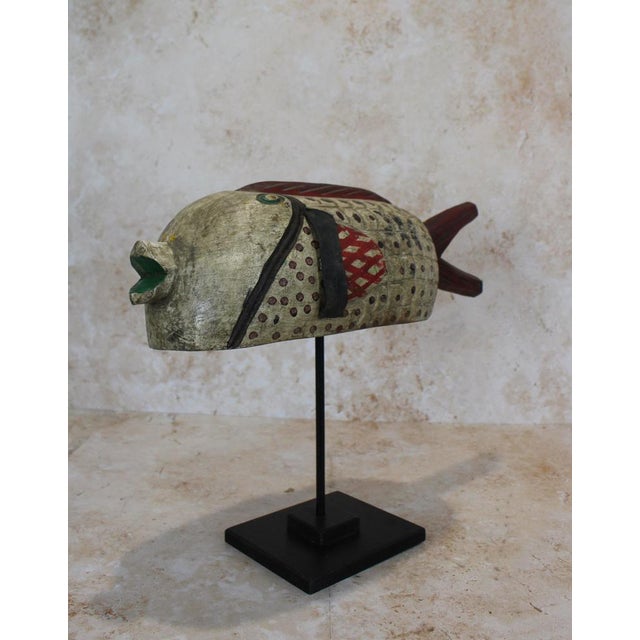 Mali Bozo Puppet Fish in White For Sale - Image 4 of 8