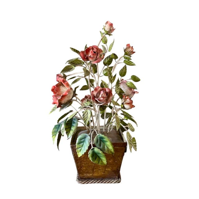 Hollywood Regency Vintage Large Italian Tole Potted Rose Bouquet Flower / Floral Arrangement Sculpture in Gilt Pot For Sale - Image 3 of 10