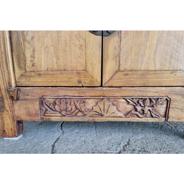 Mid 20th Century Chinese Alter Cabinet / Table For Sale In San Francisco - Image 6 of 13