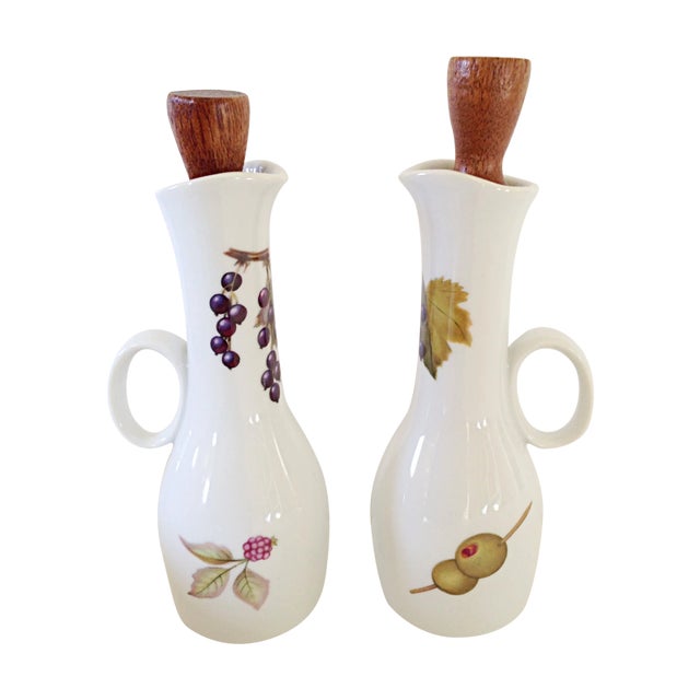 1960s Royal Worcester Cruet Set For Sale
