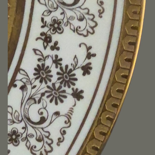 Late 20th Century Vintage (Art B China) Elegant Heavily Gilded Floral Center Dishes #2 - Set of 6 For Sale - Image 5 of 10