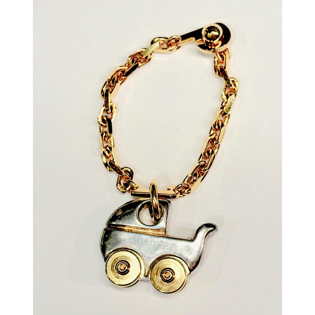 Metal Mid-Century Silver- and Gold-Plated Baby Carriage Artist Pendant Jewelry in the style of Cartier, 1960s For Sale - Image 7 of 13