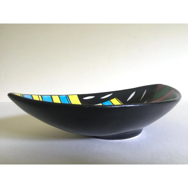 Schramberg Majolica Vintage Mid Century Modern West German Schramberg Venezia Hand Painted Ceramic Art Pottery Elipse Bowl For Sale - Image 4 of 13