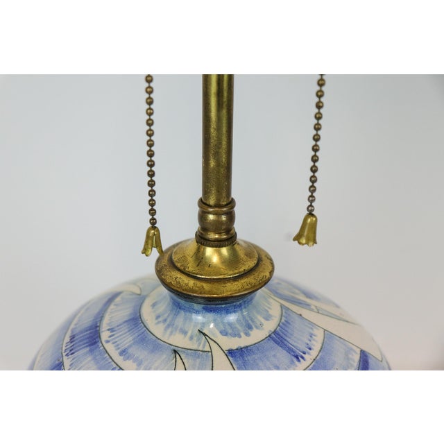 Ceramic Blue and White Mid Century Studio Pottery Table Lamp With Sailing Motif and Dual Pull Chain Lights For Sale - Image 7 of 12