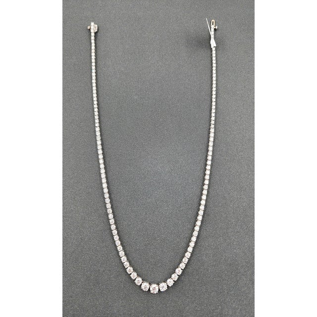 Modern 9.13 Ct Riviera Graduated Diamond Necklace - Platinum For Sale - Image 3 of 9