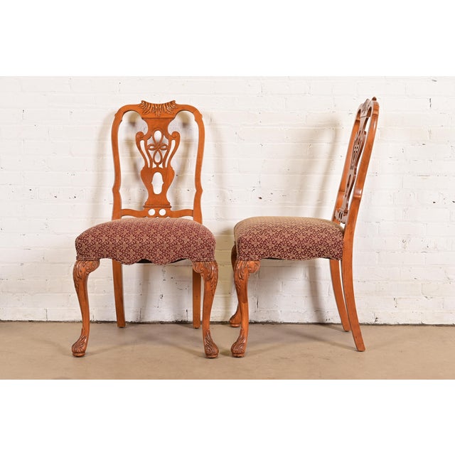 Romweber Antique Georgian Carved Walnut Side Chairs or Dining Chairs, Set of Four For Sale - Image 11 of 14