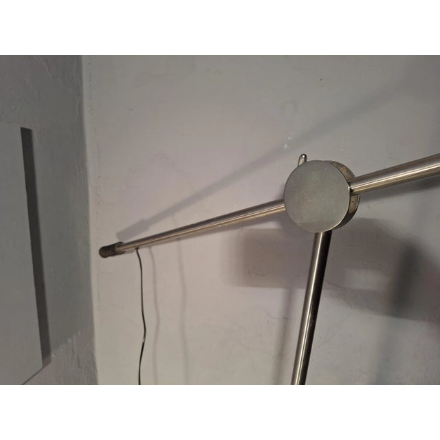 Metal Large Floor Lamp in Chromed Metal with Black Acrylic Glass Lampshade and Travertine Base, 1960s For Sale - Image 7 of 18