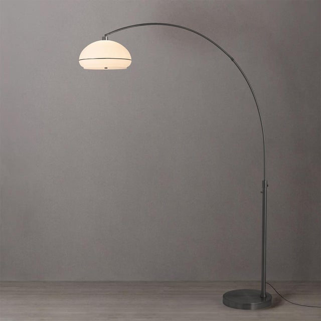 Mid-Century Modern 1960s Nova of California Morelli Nickel Floor Lamp - Mid Century, Oval Lucite Shade, Black Nickel Finish, Modern Fixure Lamp For Sale - Image 3 of 4