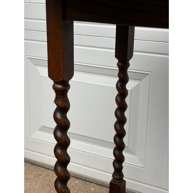 Early 20th Century Antique English Wood Barley Twist Round Side Table For Sale - Image 5 of 9