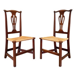 American Country Chippendale Side Chairs in Mahogany, Circa 1780 - A Pair For Sale