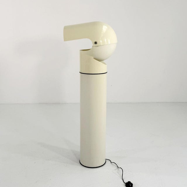 Pileo Mezzo Floor Lamp by Gae Aulenti for Artemide, 1970s For Sale - Image 17 of 17