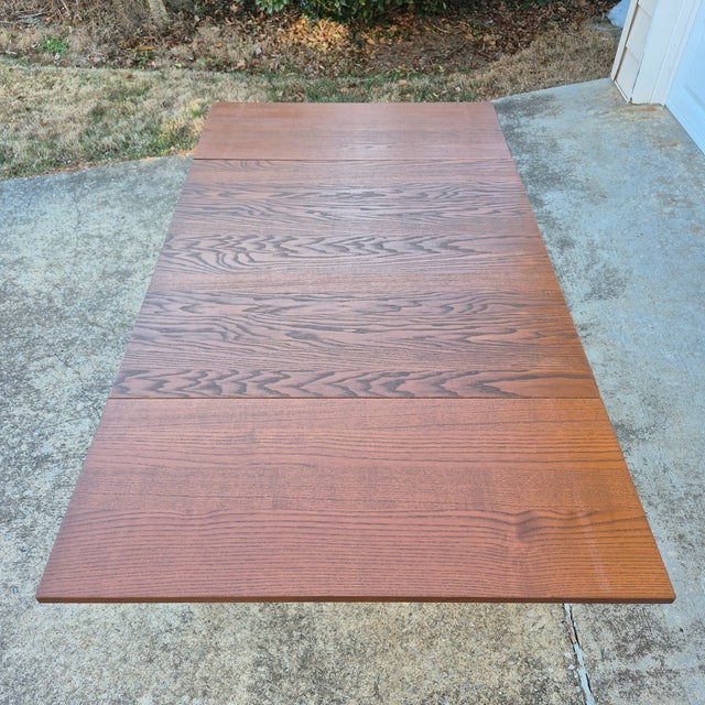 1990s Oak Veneer Expanding Dining Table W/ Built in Extending Leaves For Sale - Image 4 of 10
